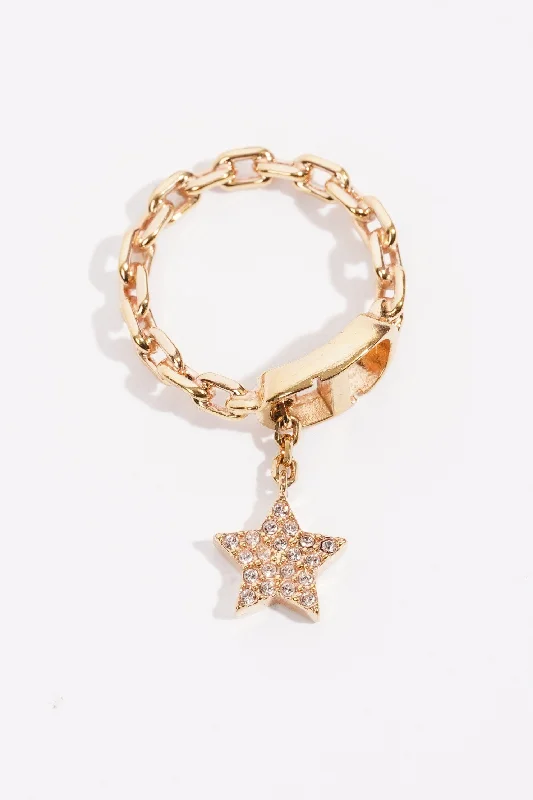 Trending Jewelry Now Available At Exclusive Prices Christian Dior Petit CD Ring Gold Gold Plated M